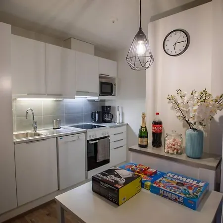 New & Luxurious Business By Arctic Homes Daire Rovaniemi